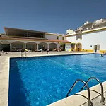Pine Cliffs - Shared Pool - 8 Guests - Feriehus